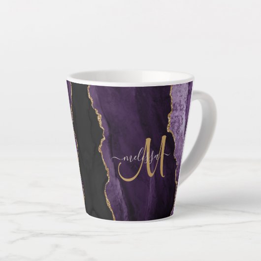 Chic Lila Gold Glitzer Agate Custom Monogram Milchtasse (Rechte Ecke)