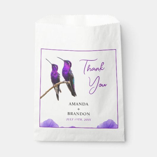 Chic Lila Hummingbirds and Petals Wedding Geschenktütchen (Vorderseite)