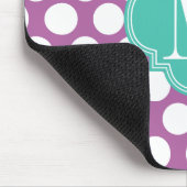 Chic lila u. Türkis-große Punkte mit Monogramm Mousepad (Ecke)