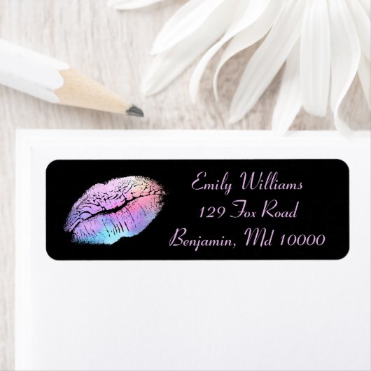 Chic Lips Cotton Candy Farbe auf schwarzem Hinterg (Insitu)