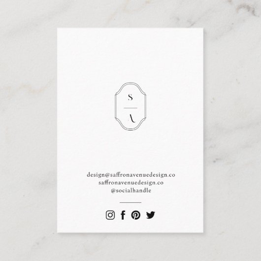 Chic Minimal Black Custom Monogram Earring Display Visitenkarte (Rückseite)