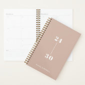 Chic Minimal Dusty Pink Typografie Wochen Monatsze Planer (Anzeige)