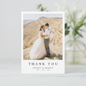 Chic Minimalistisch Maple Leaf Hochzeit im Herbst Dankeskarte (Stehend Vorderseite)