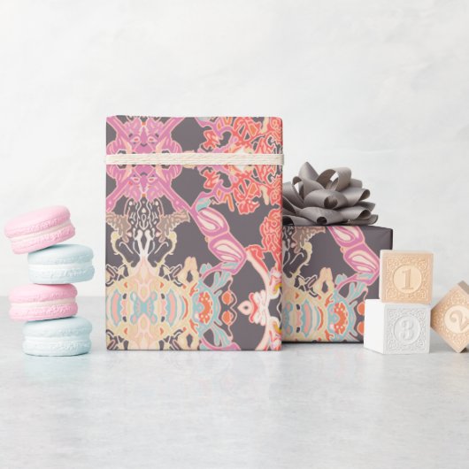 Chic Modern Barock Muster in Rosa Lila Geschenkpapier (Babyparty)