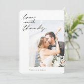 Chic Modern Black Script Custom Foto Hochzeit Dankeskarte (Stehend Vorderseite)