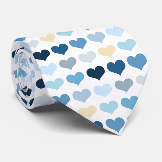 Chic Modern Blue Hearts Valentinstag Krawatte (Gerollt)