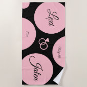 Chic Modern Dots Wedding Date Strandtuch (Vorderseite)