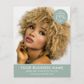 Chic Modern Makeup Beauty Salon Green Business Flyer (Vorne)