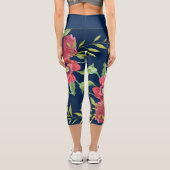 Chic Modern Red Pink Blume auf Dunklen Navy Leggin Capri Leggings (Rückseite)