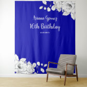 Chic Modern Royal Blue White Floral Hintergrund Wandteppich (Beispiel)