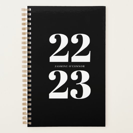 Chic Modern Schwarz-weiß Typografy Planner Planer (Vorderseite)