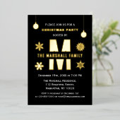 Chic Monogram Holiday Party Frohe Weihnachtsbände Folieneinladung (Stehend vorne)