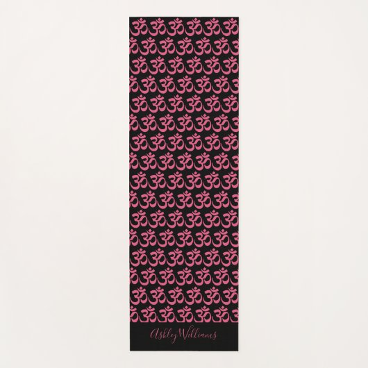 Chic Monogram Hot Pink Om Symbol Pattern Schwarz Yogamatte (Vorderseite)