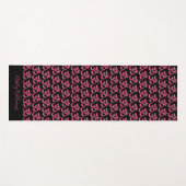 Chic Monogram Hot Pink Om Symbol Pattern Schwarz Yogamatte (Vorderseite (Horizontal))