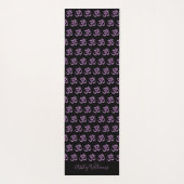 Chic Monogram Lila Om Symbol Muster Black Yoga Yogamatte (Rückseite)