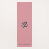 Chic Monogram Om Symbol Dusty Pink Rose Yoga Mat Yogamatte (Rückseite)