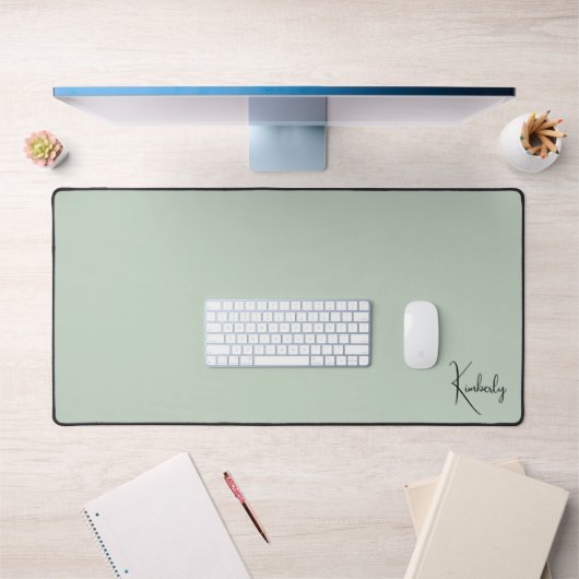 Chic Monogram Sage Green Schreibtischunterlage (Büro 1)