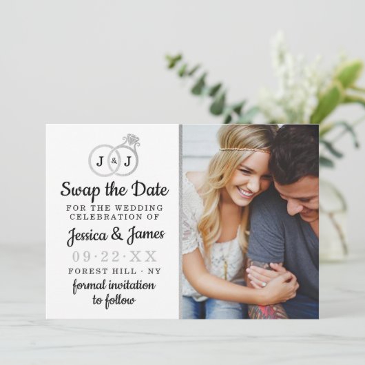 Chic Monogram Wedding Rings Rette oder tauscht das Save The Date (Stehend Vorderseite)