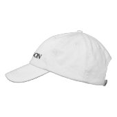 Chic Mrs Last Name schwarz-weiß Bestickte Baseballkappe (Links)