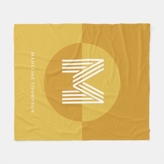Chic Mustard Yellow Geometric Modern Monogram Fleecedecke (Vorderseite (Horizontal))
