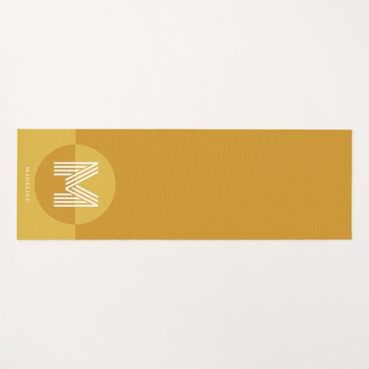 Chic Mustard Yellow Geometric Modern Monogram Yogamatte (Vorderseite (Horizontal))