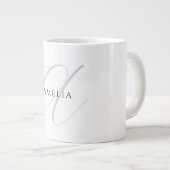 Chic Name Monogram Initial Letter Calligrafy Jumbo-Tasse (Vorderseite Rechts)