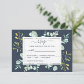 Chic Navy Blue Green Eucalyptus Botanical Wedding RSVP Karte (Stehend Vorderseite)