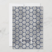 Chic Navy Blue Silver Glitzer Hexagon Geo Wedding Einladung (Rückseite)