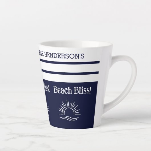 Chic Navy Blue Stripes Nautical Beach House Milchtasse (Rechts)