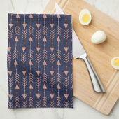 Chic Navy Blue und Rose Gold Foil Tribal Arrows Geschirrtuch (Viertel Falte)