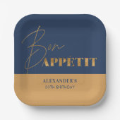 Chic Navy und Gold Bon Appétit Script Geburtstag Pappteller (Vorderseite)