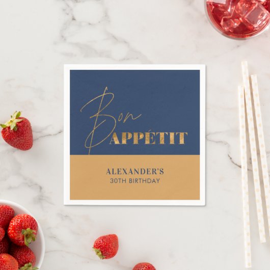 Chic Navy und Gold Bon Appétit Script Geburtstag Serviette (Beispiel)