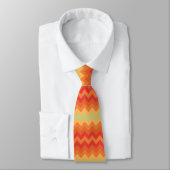 Chic Necktie: Orange, Rot, Grüne Chevrons Krawatte (Gebunden)