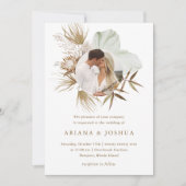 Chic Neutral Boho Wreath Foto Wedding Einladung (Vorderseite)