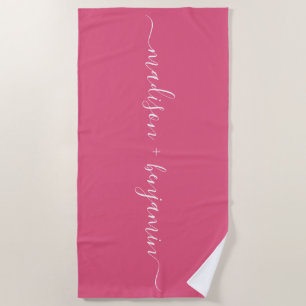 Chic New Monogram Names Hot Pink Strandtuch