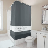 Chic Newlywed Mr. Black and White Monogram Duschvorhang (Beispiel)