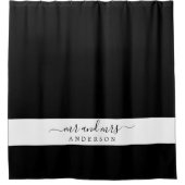 Chic Newlywed Mr. Black and White Monogram Duschvorhang (Vorderseite)