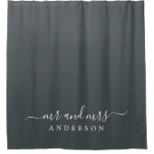 Chic Newlywed Mr. Black and White Monogram Duschvorhang (Vorderseite)