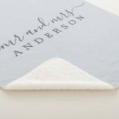 Chic Newlywed Mr. Ice Blue Monogram Sherpadecke (3/4)