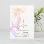 Chic Ombre Bow Gold Cross Baptism Einladung (Stehend Vorderseite)