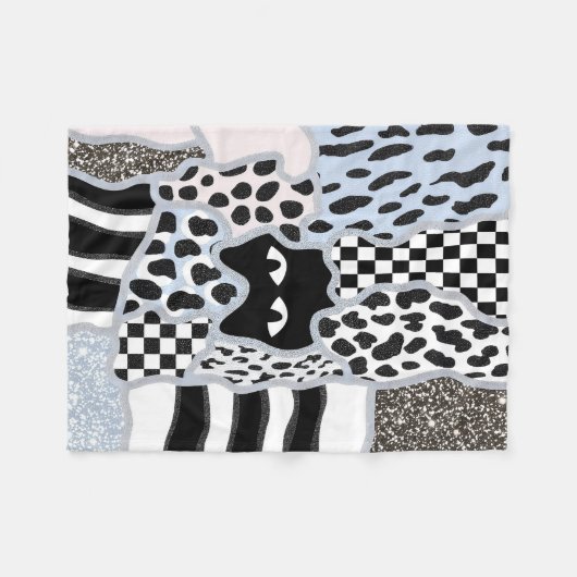 Chic Patchwork Verdächtige schwarze Katze Gingham Fleecedecke (Vorderseite (Horizontal))