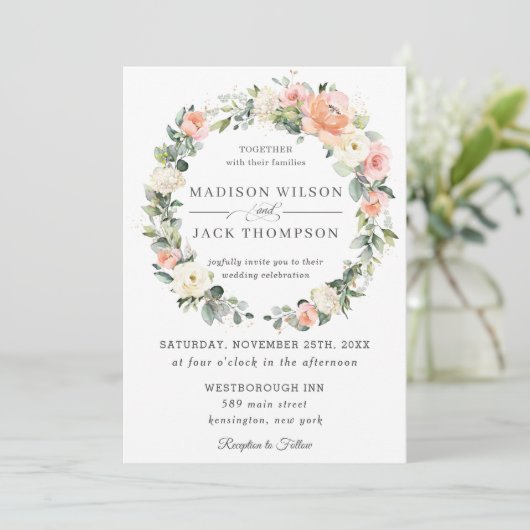 Chic Peach Blush Elfenbeinblumenzeremonie Einladung (Stehend Vorderseite)