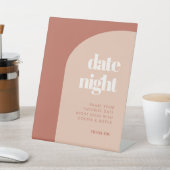 Chic peach terracotta arch Date Night Ideen Sockelschild (In SItu)