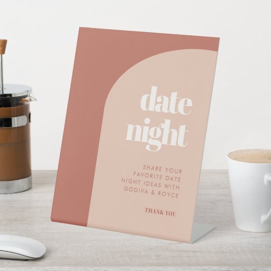 Chic peach terracotta arch Date Night Ideen Sockelschild (In SItu)