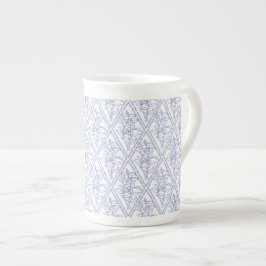 Chic Periwinkle Blue White Floral Diamond Muster Porzellantasse
