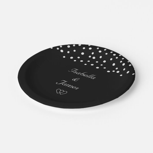 Chic Perlen auf schwarzem Hintergrund Hochzeit Pappteller (Schrägansicht)