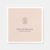 Chic Pfirsich Rosa Moderne Hochzeitsmonogramm-Hoch Serviette (Vorderseite)