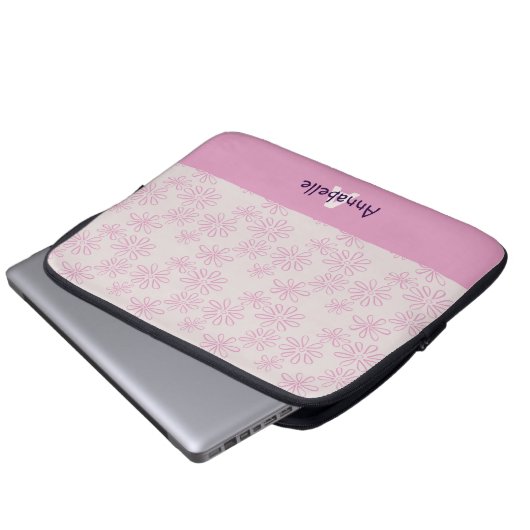 Chic Pink auf Blush Blume Doodle Muster & Name Laptopschutzhülle (Vorne Knopf)
