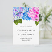 Chic Pink Blue Watercolor Hydrangea Wedding Save The Date (Stehend Vorderseite)