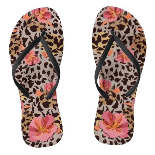 Chic Pink Blume auf Leopard Badesandalen (Fußbett)
